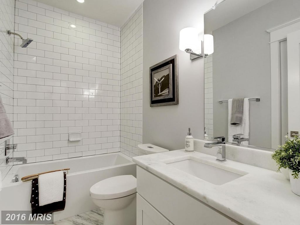bathroom - Washingtonian parkside apartment with a private patio entrance