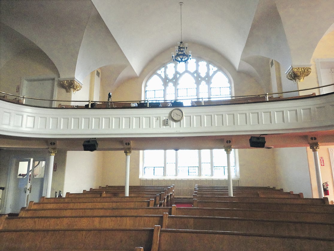 Old Testament: The nave before it was transformed into the penthouse. Note the chandelier in the same spot where it still hangs. Photograph Courtesy of Bonstra Haresign Architects 