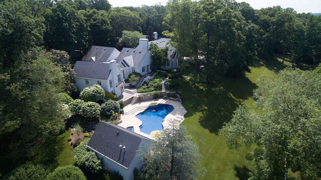 #10 13331 Signal Tree Lane Potomac MD 20854 - Washingtonian