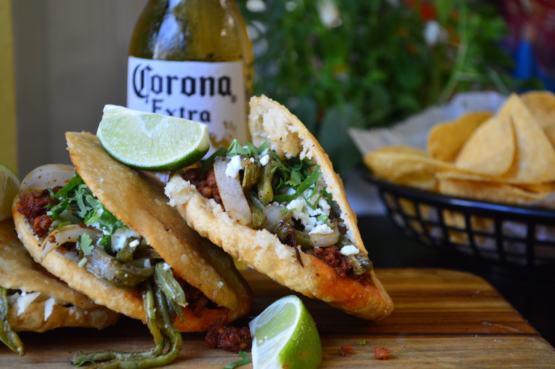 mezcalero_gorditas-and-corona - Washingtonian