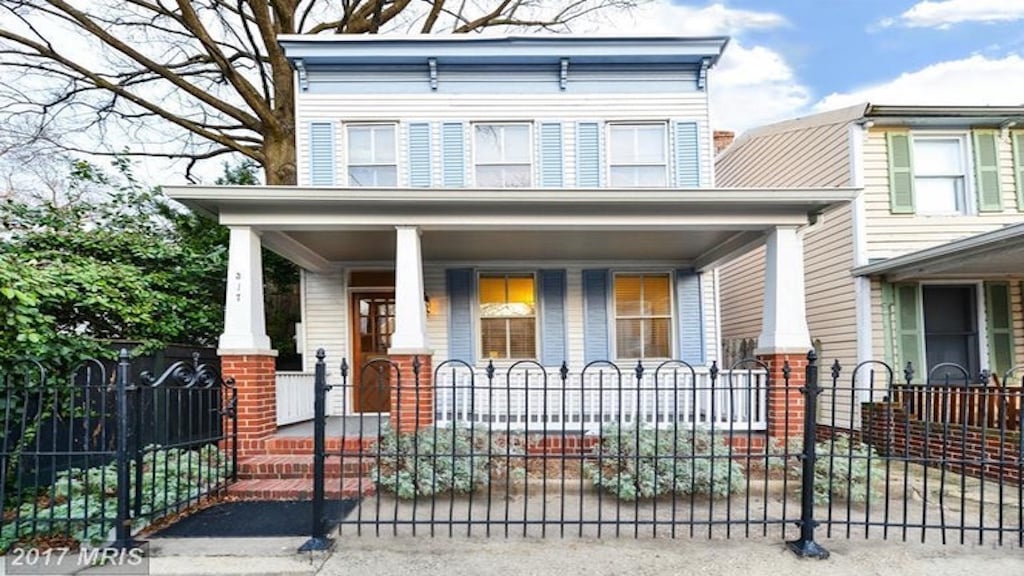 This Weekend’s Three Best Open Houses: February 25-26