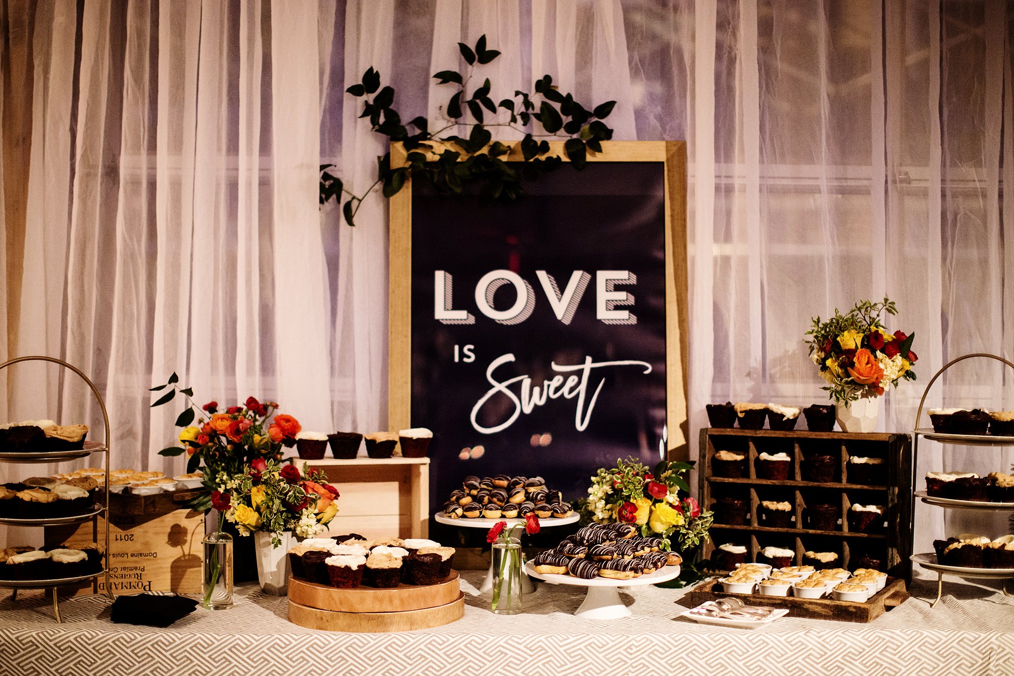 The Hanging Florals Add Such a Cool Touch to this Downtown DC Gallery Wedding Julia Brower Nick DiCarlo Longview Gallery 