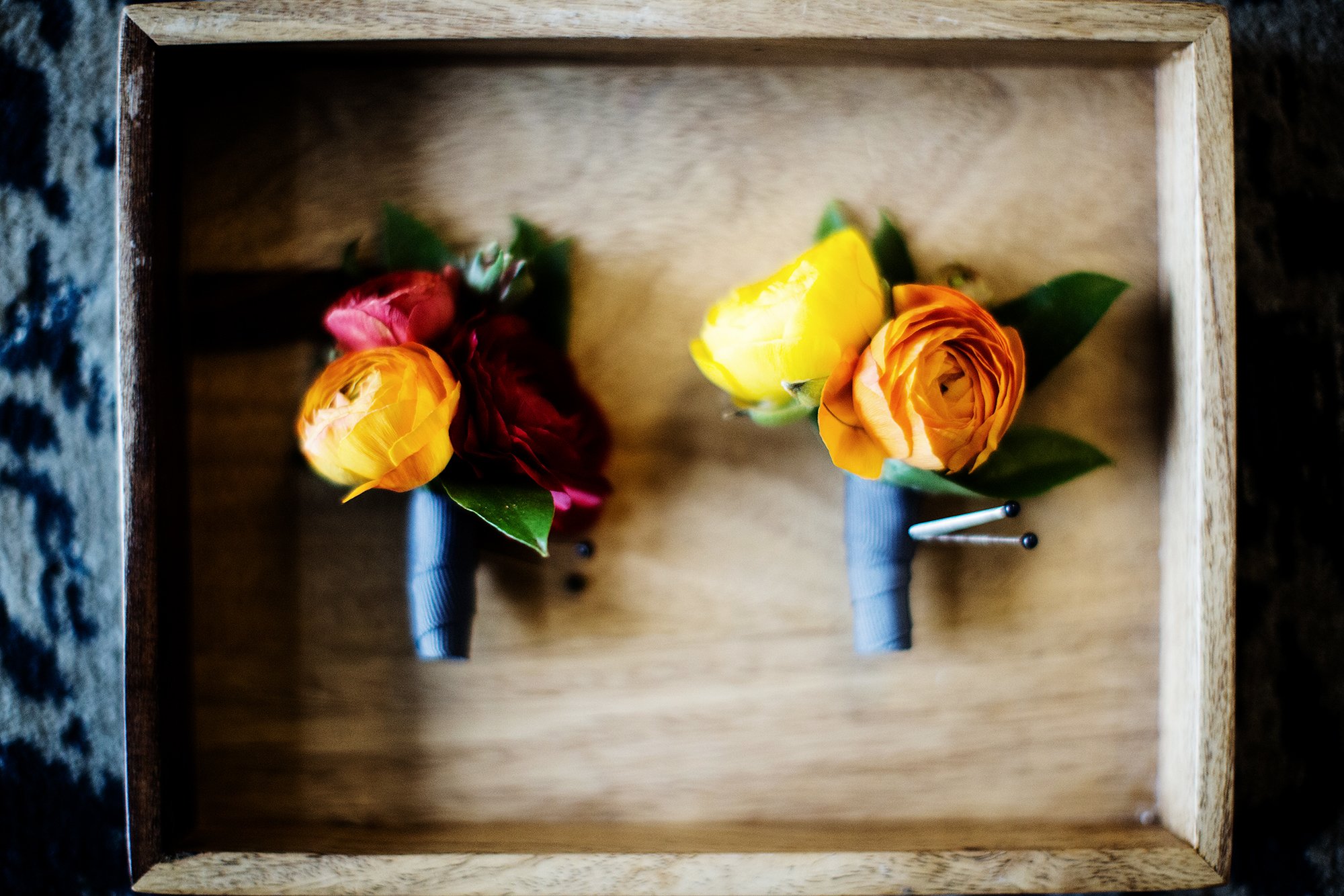 The Hanging Florals Add Such a Cool Touch to this Downtown DC Gallery Wedding Julia Brower Nick DiCarlo Longview Gallery 