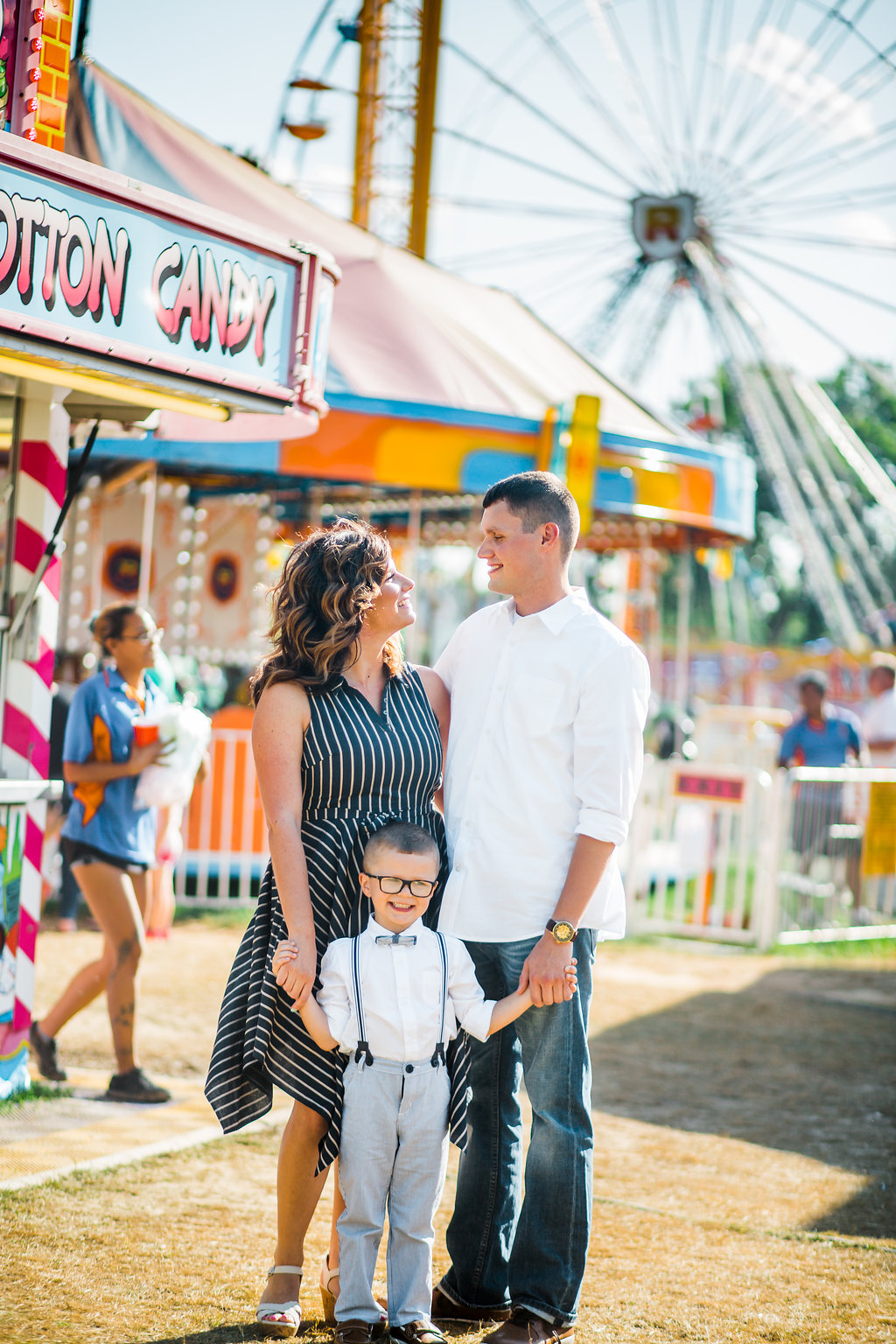 Carnival Engagement Photos Boonsboro Maryland A Natural Portayal Photography Lauren King Fun Engagement Shoot Idea 