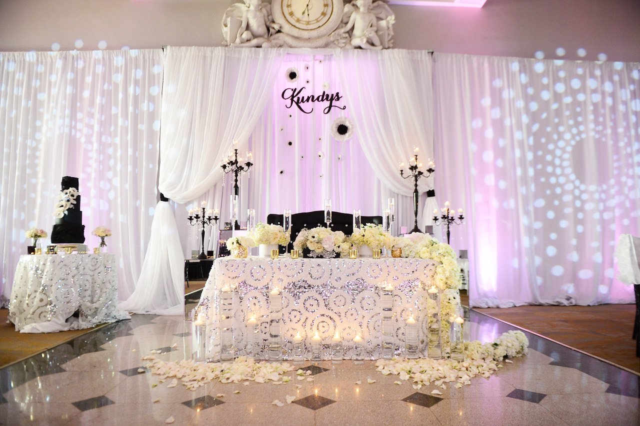 Nifesimi Oluwole Olumide Akingbe Carnegie Library Neon Pink Dessert Bar Paosin Photography