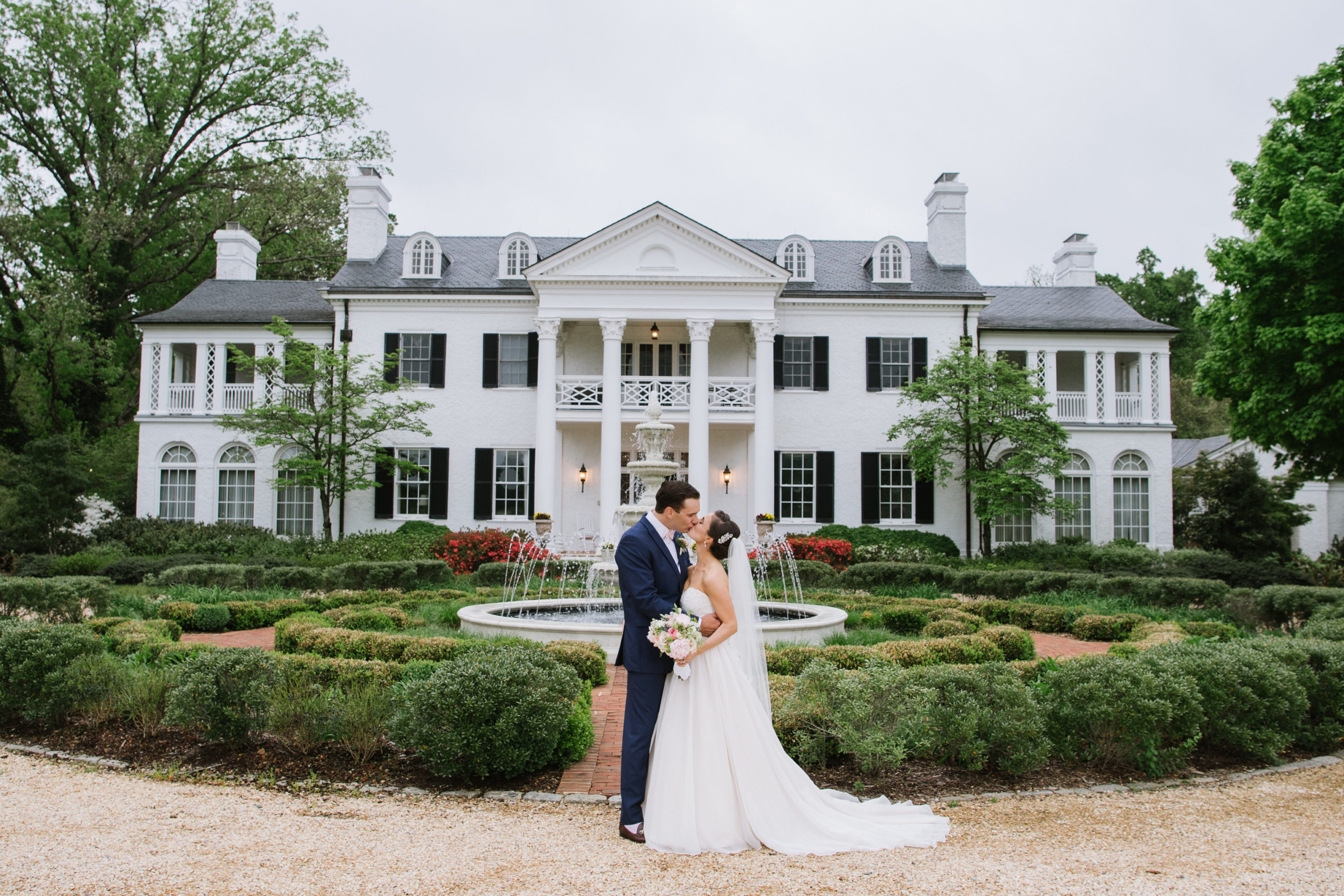 Stephanie and Robert Keswick Canadian Travel Wedding 