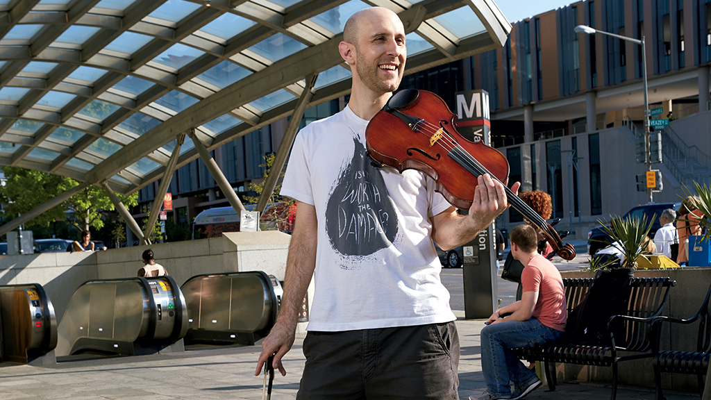 Vasili Frankos Street Busker - Washingtonian