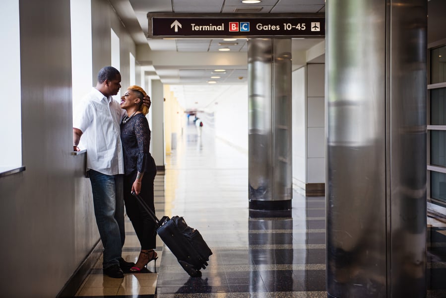 airport engagement reagan national airport myeshia townsend and derrick hanna