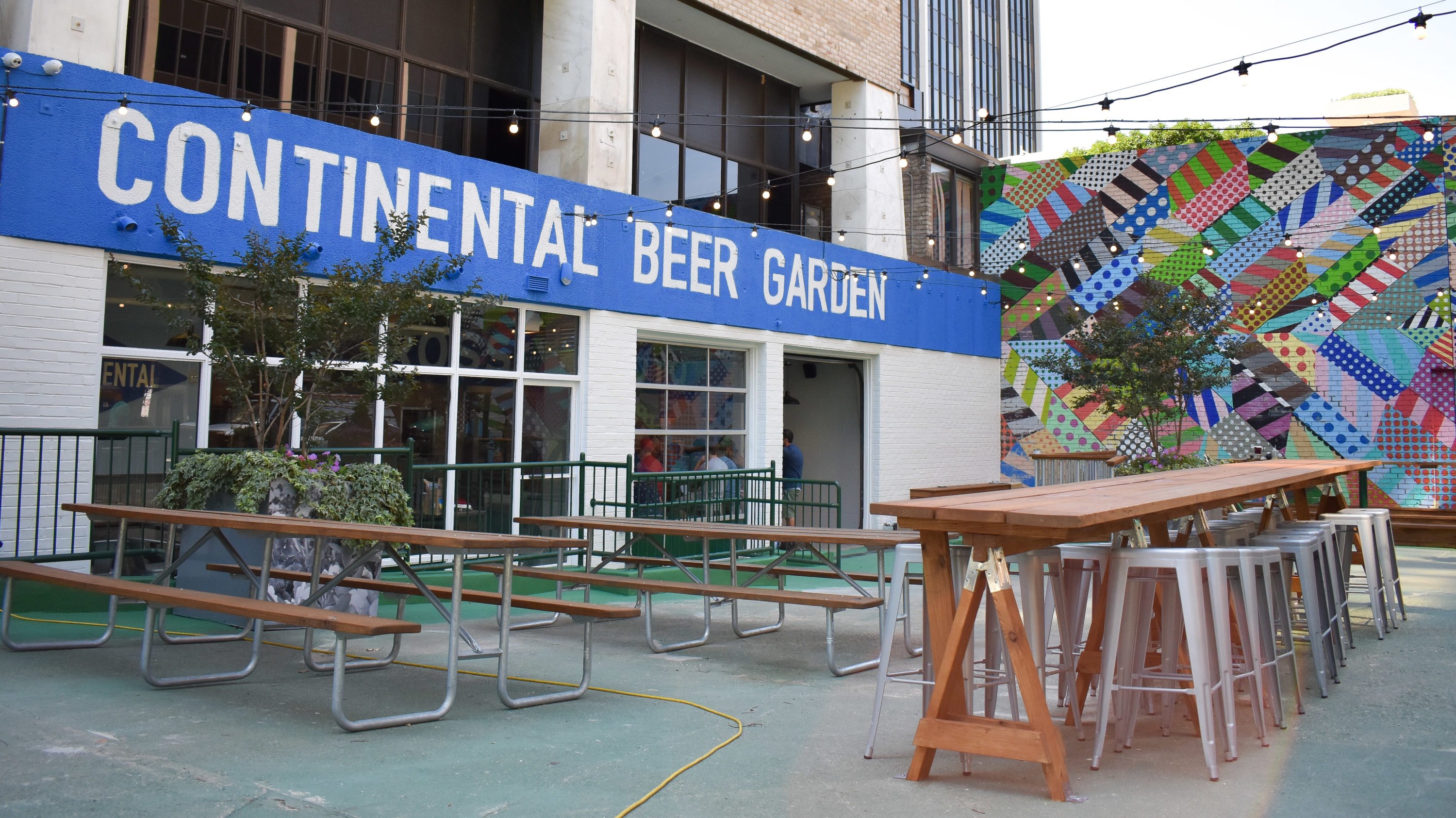 This Awesome New Beer Garden Will Actually Make You Want To Hang In Rosslyn
