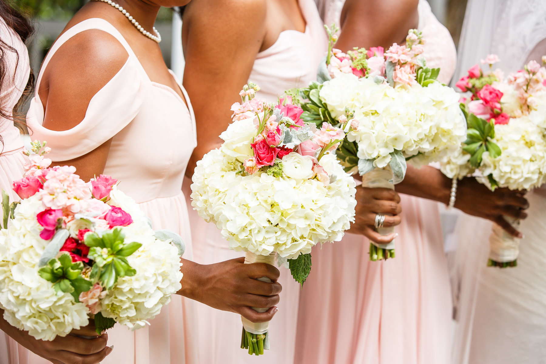 Kimberly Elizabeth Jones, Simon Mathias Leefatt, The Country Club at Woodmore, Mitchellville, Maryland, Gonzalez J. Photography & Design Studio, Cupcakes, Outdoor wedding, Howard University, Jamaican, lawyers, September wedding