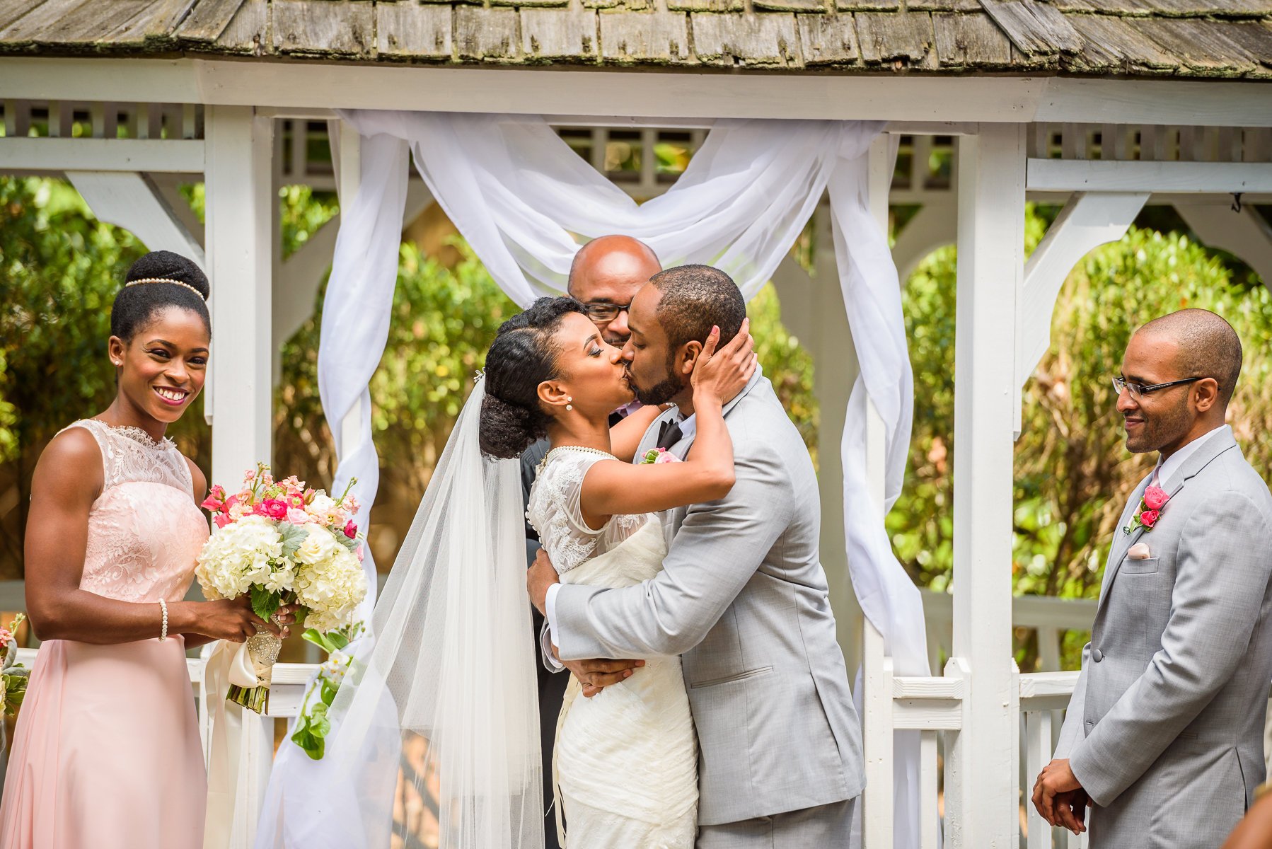 Kimberly Elizabeth Jones, Simon Mathias Leefatt, The Country Club at Woodmore, Mitchellville, Maryland, Gonzalez J. Photography & Design Studio, Cupcakes, Outdoor wedding, Howard University, Jamaican, lawyers, September wedding