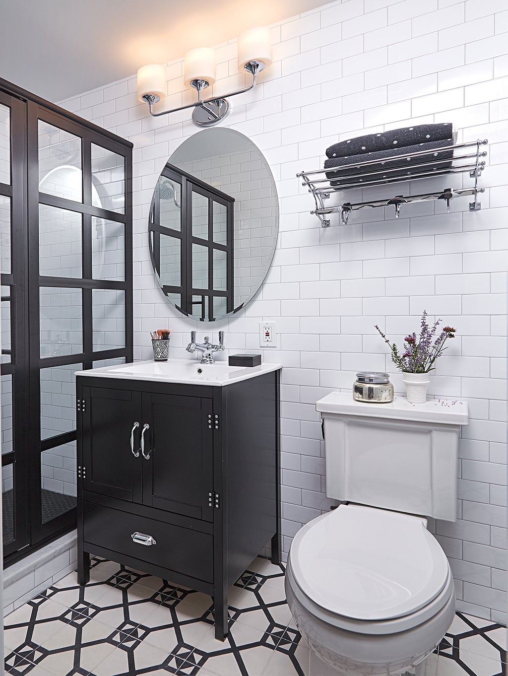 Bathrooms4 - Washingtonian Photograph by Jeff Elkins.