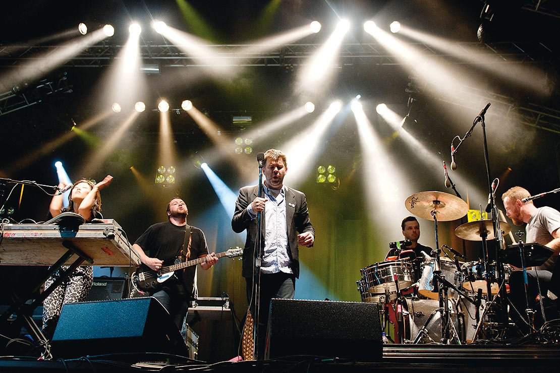 Photograph of LCD Soundsystem by Wenn/Alamy.