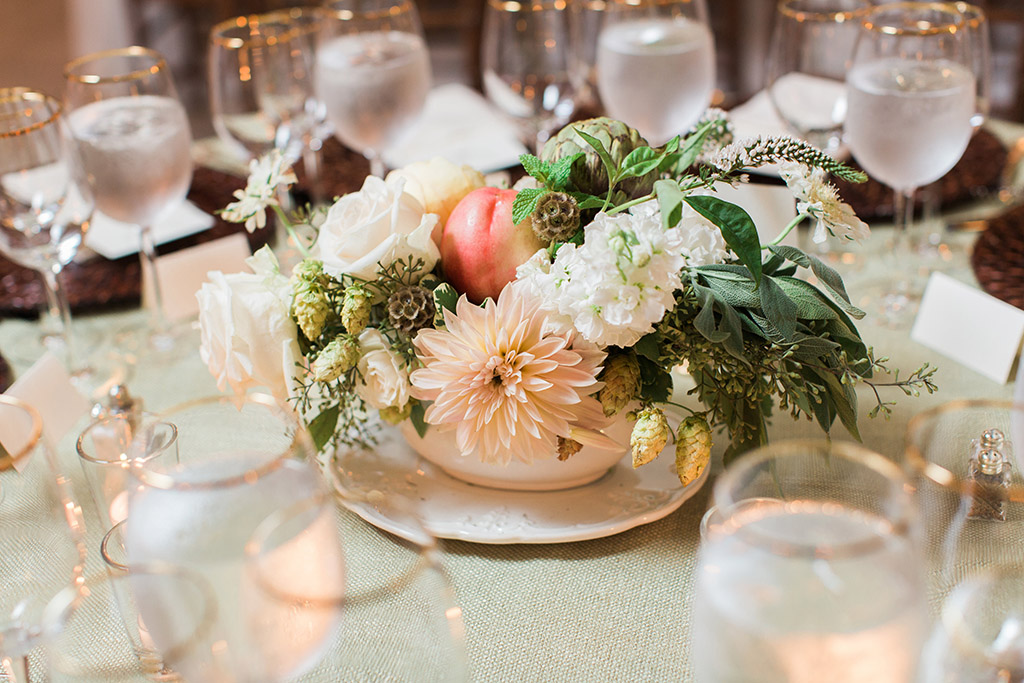 Union Station Wedding DC Couple Stephanie Schwartzkopf Kevin Collins Late Summer