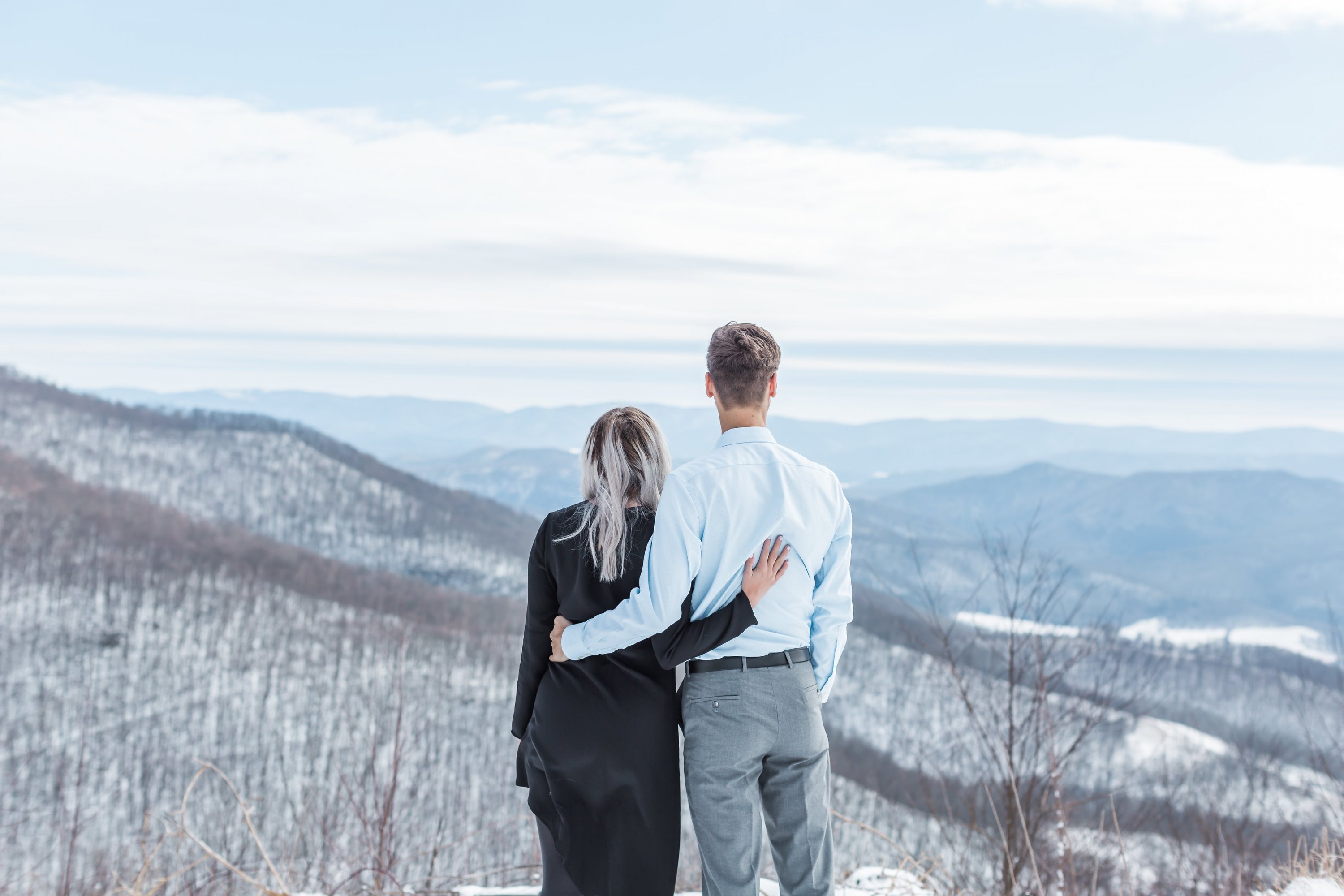 snowshoe mountain resort west virginia DC couple engagement wintery weekend getaway snow engagement snowy engagement