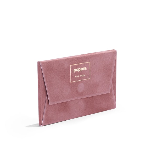 https://www.washingtonian.com/wp-content/uploads/2017/12/Velvet-Card-Case_Dusty-Rose_PDP_02.jpg