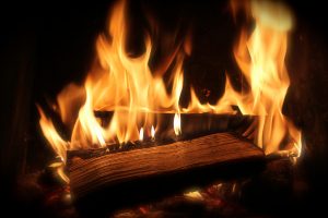 MAP: Great Bars and Restaurants Where You Can Cozy Up By the Fire