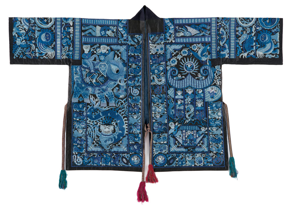 ww12 - Washingtonian Photograph of Chinese jacket courtesy of Chinese Minority Textiles.