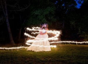 “Yes! Here She Is”: This Bride Knew On The First Tinder Date That She’d Found ‘The One’