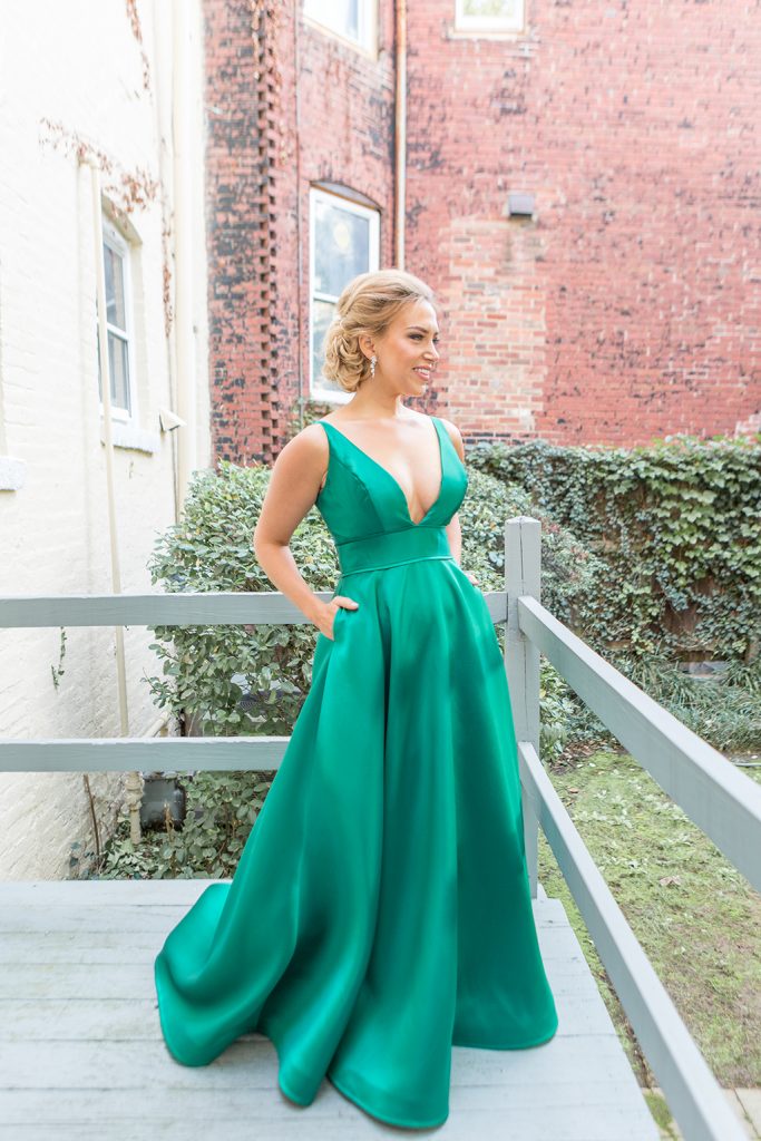 This Capitol Hill Bride Broke Tradition with a Stunning Emerald Green ...