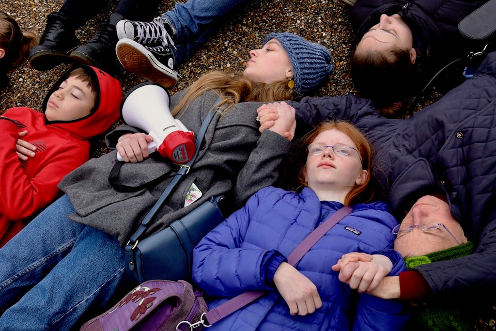 PHOTOS: Students Stage “Lie-In” by White House to Protest Gun Laws