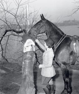 Photograph of vandalism by AP Images 