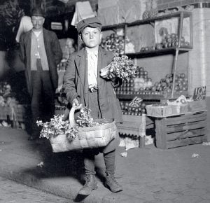 Photograph by Lewis W. Hine/Buyenlarge/Getty Images.