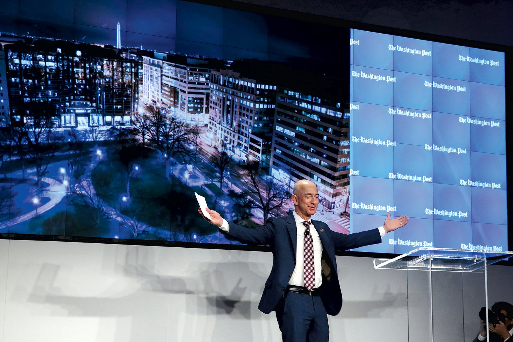 BezosAmazon - Washingtonian Bezos was already jetting into DC to network with other CEOs before he bought the Post in 2013, but the purchase accelerated his trips. Photograph by Chip Somodevilla/Getty Images.