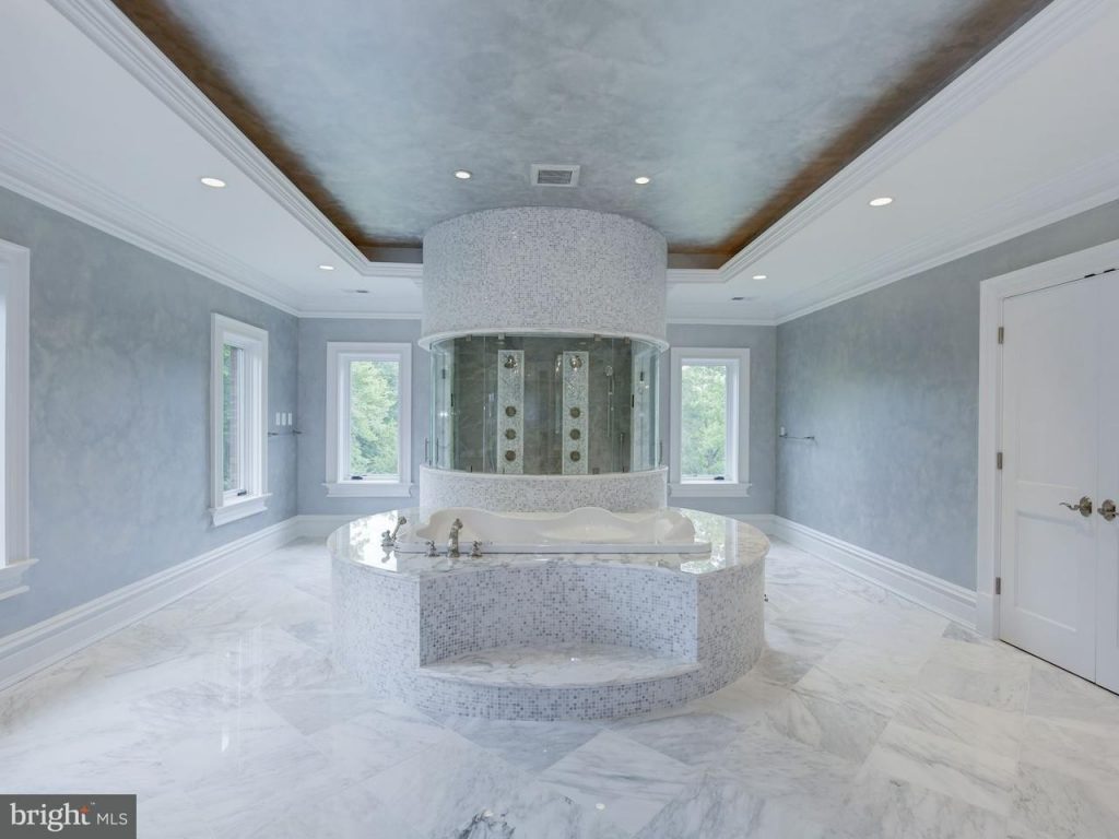 This Was the Most Expensive House Sold in Washington Last Month
