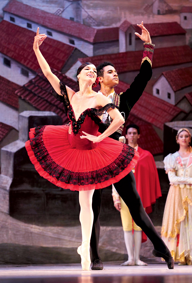 Photograph of Ballet Nacional de Cuba by Nancy Reyes.