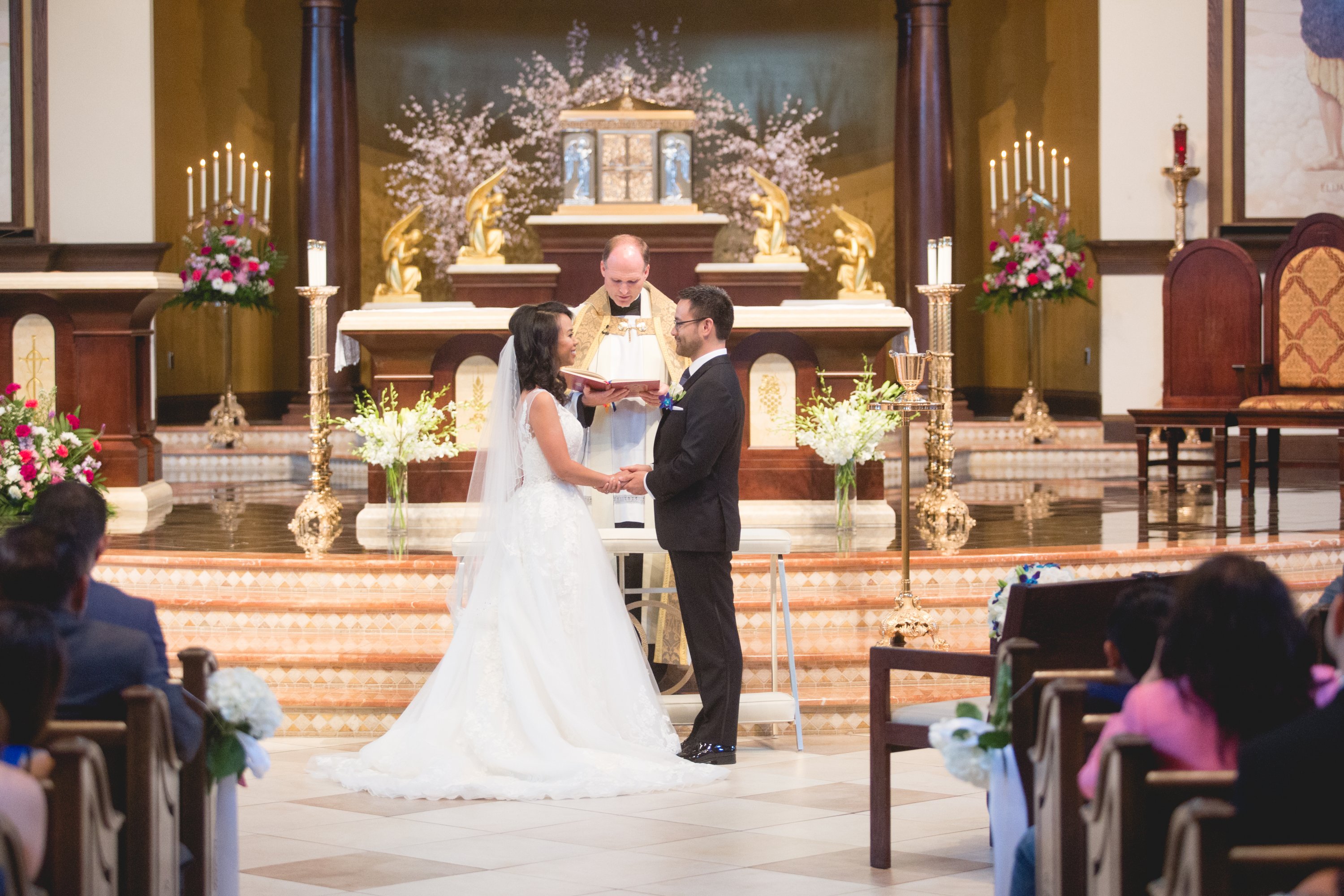Transform Your Wedding: Stress-Free Planning Power!