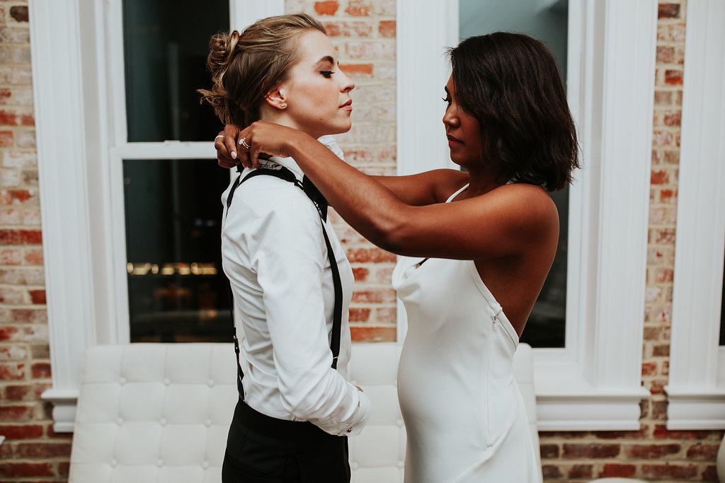 Fathom Gallery Wedding Nichole Wyche Mackenzie Huffman Chic Downtown Washington DC Wedding