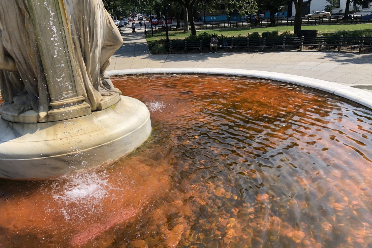 dupont circle fountain red