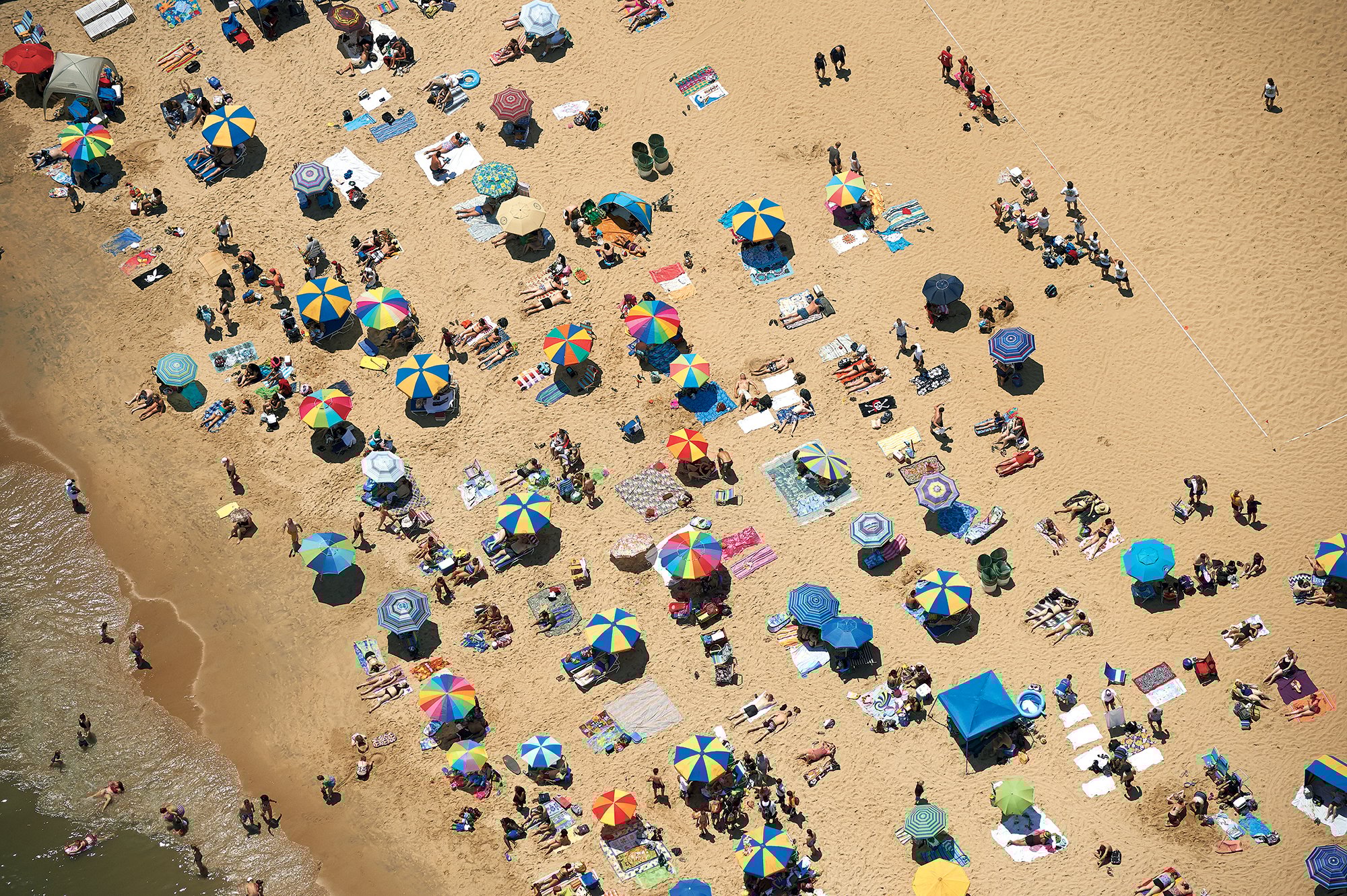 VABW - Washingtonian Virginia Beach runs 35 miles—one of the world’s longest. Photograph of Virginia Beach by Cameron Davidson.