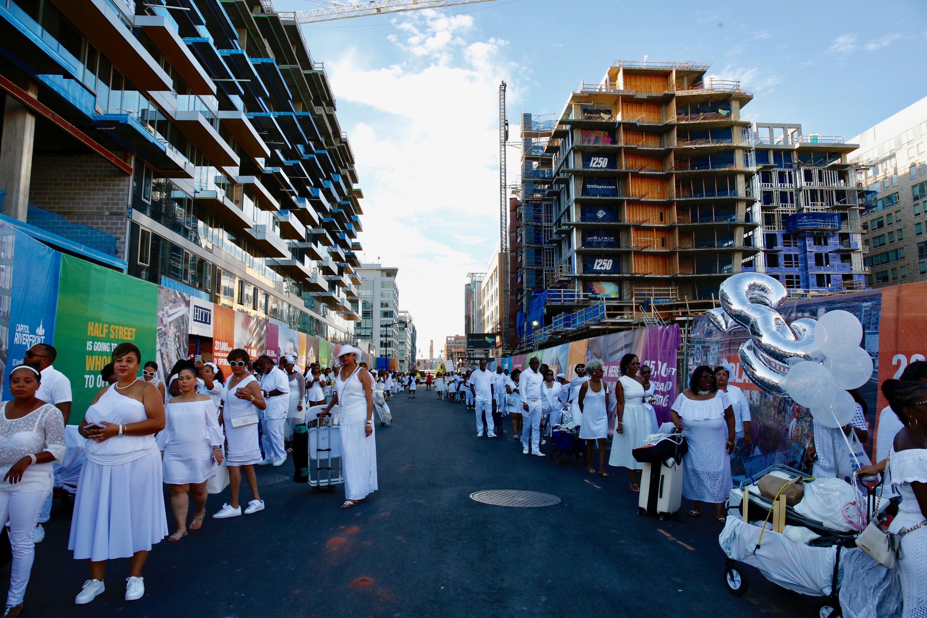 Diner en Blanc 2018. Photo by Evy Mages. 