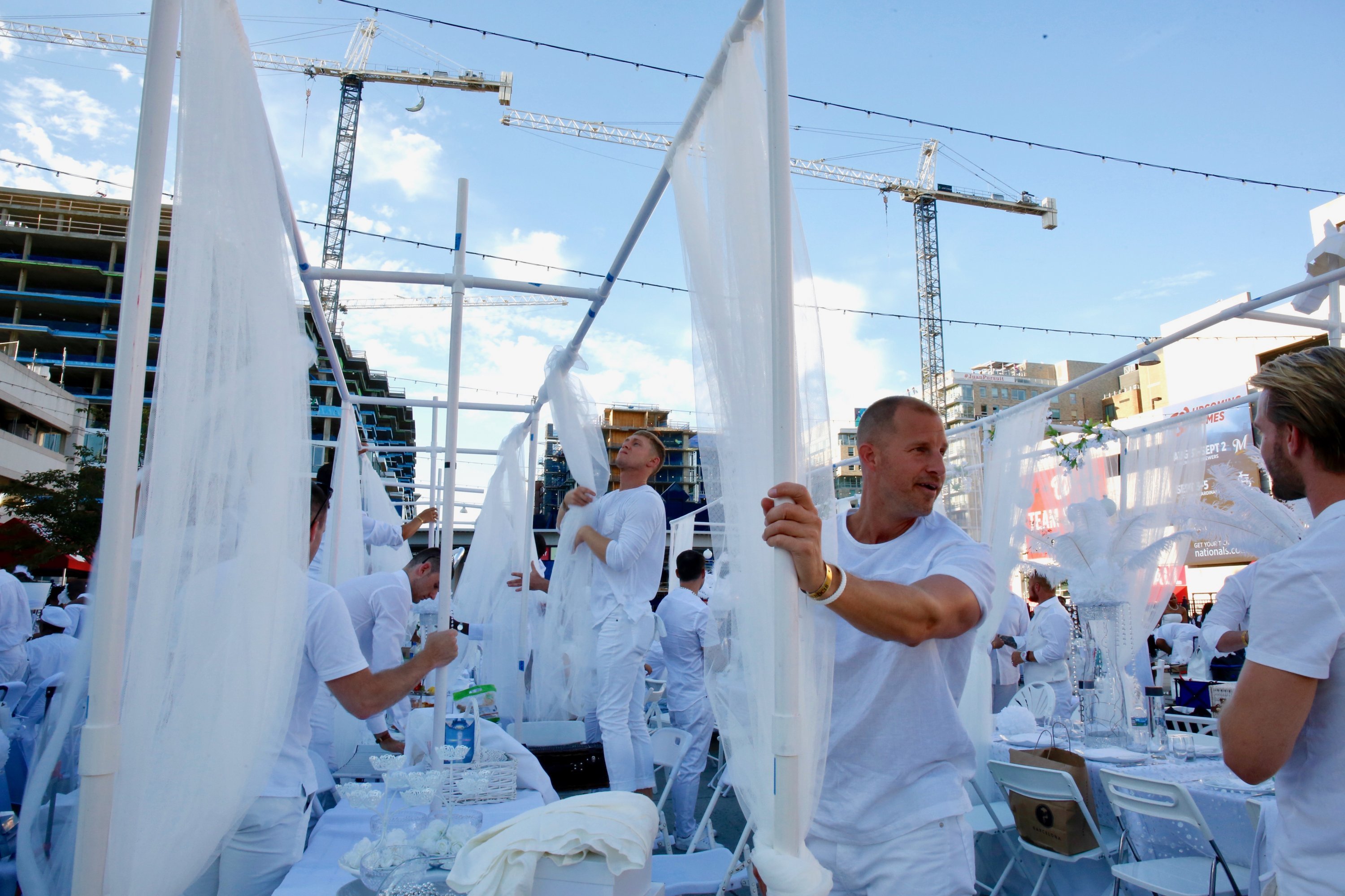 Diner en Blanc 2018. Photo by Evy Mages. 