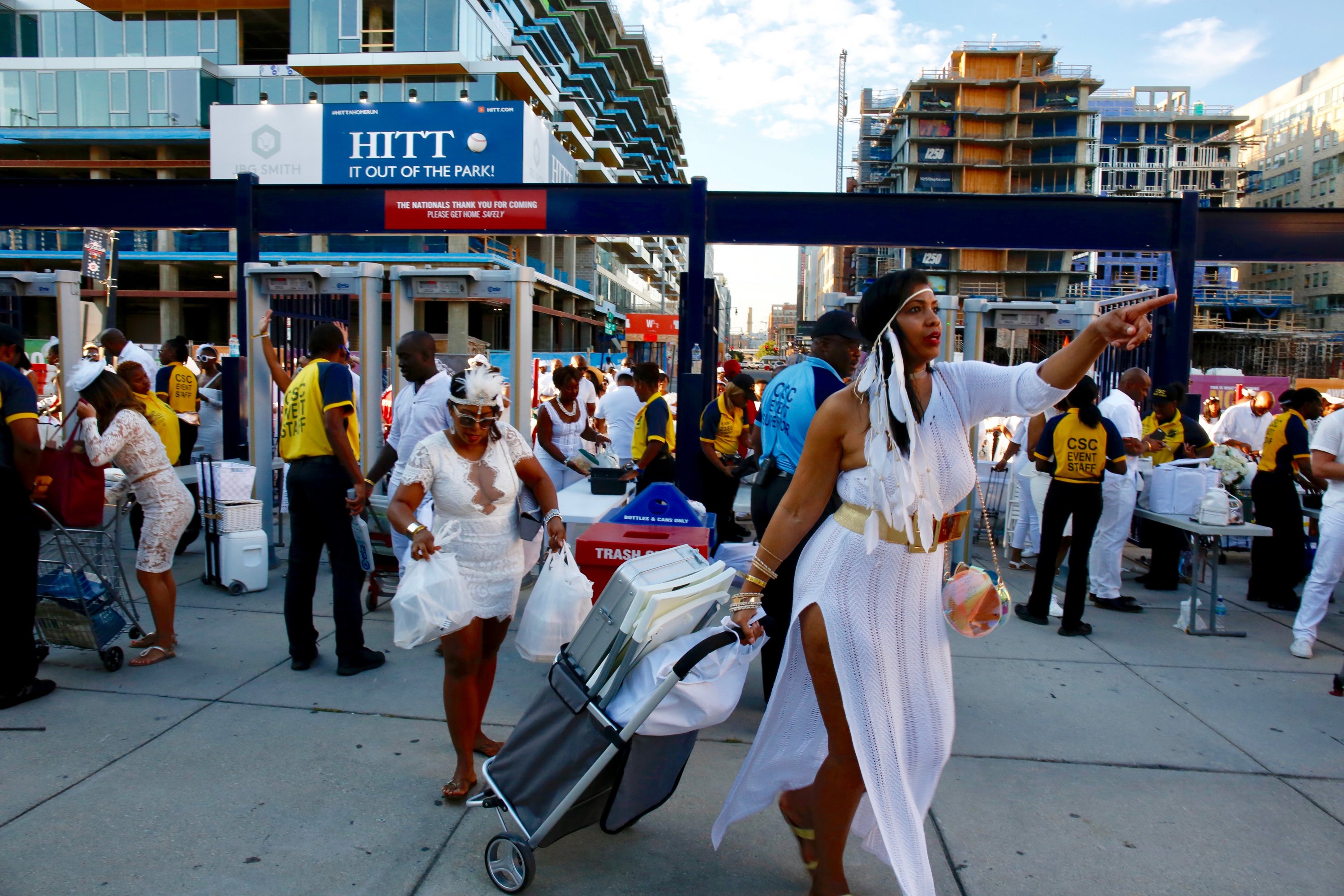 Diner en Blanc 2018. Photo by Evy Mages. 