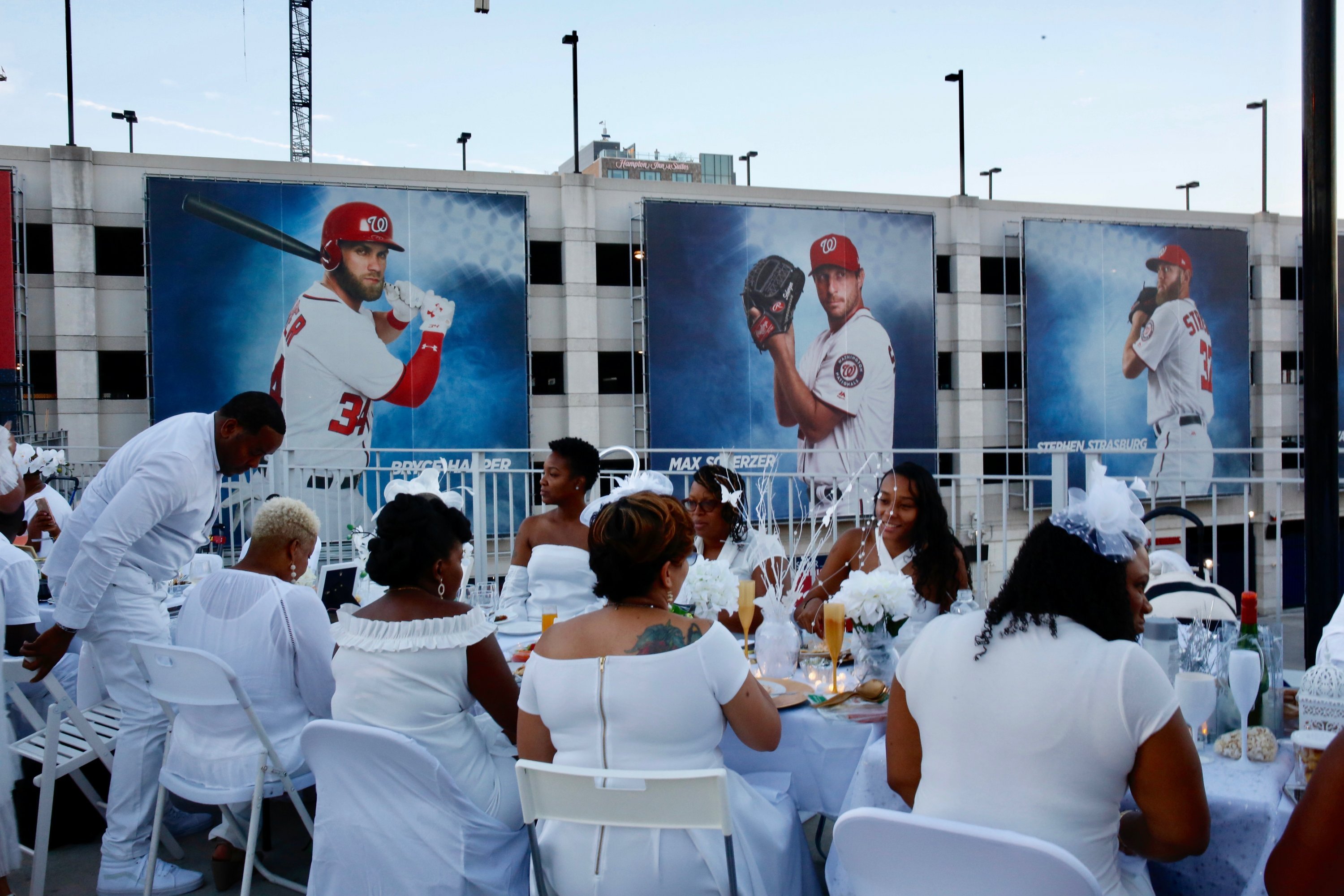 DC Diner en Blanc 2018. Photo by Evy Mages. 