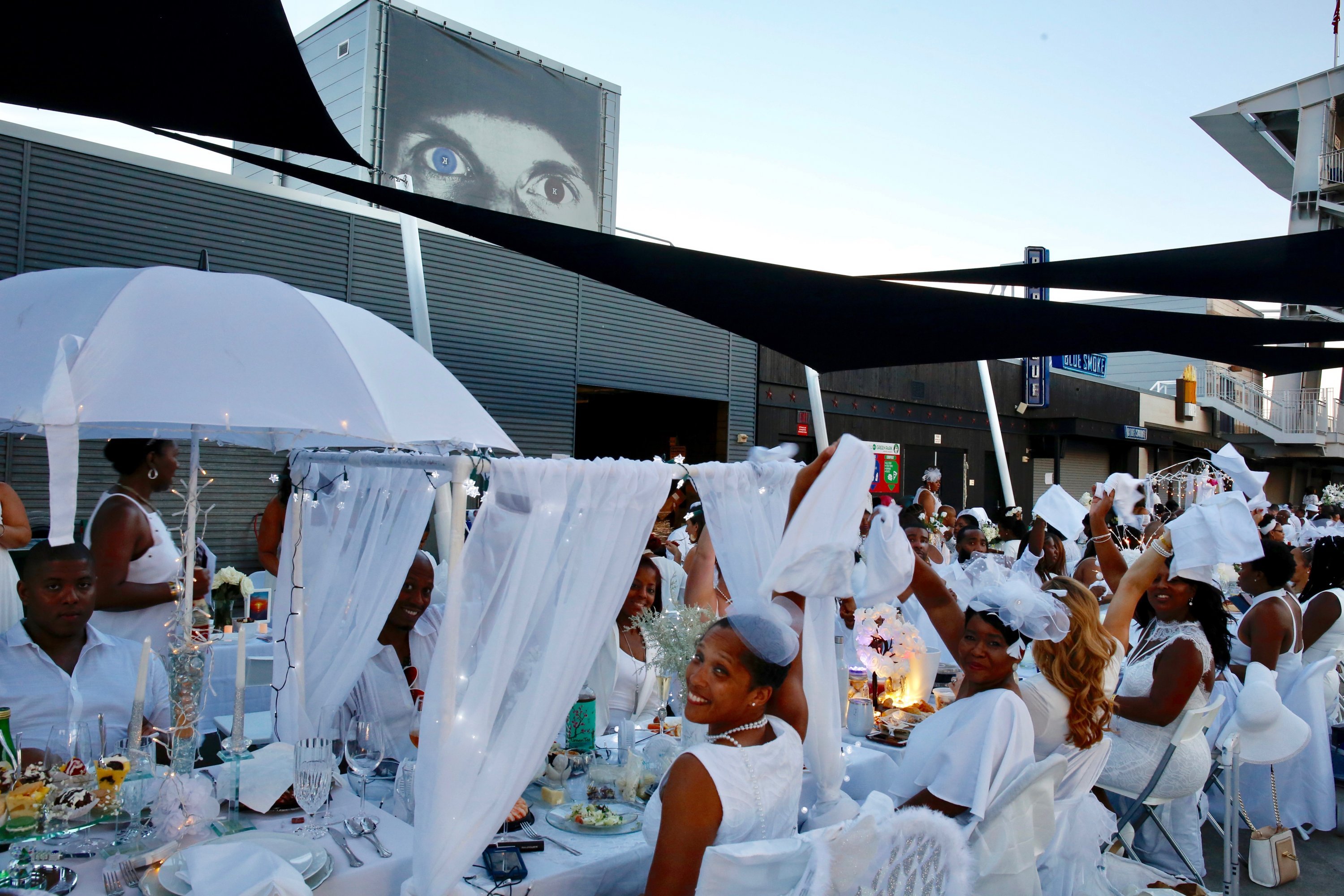 DC Diner en Blanc 2018. Photo by Evy Mages. 