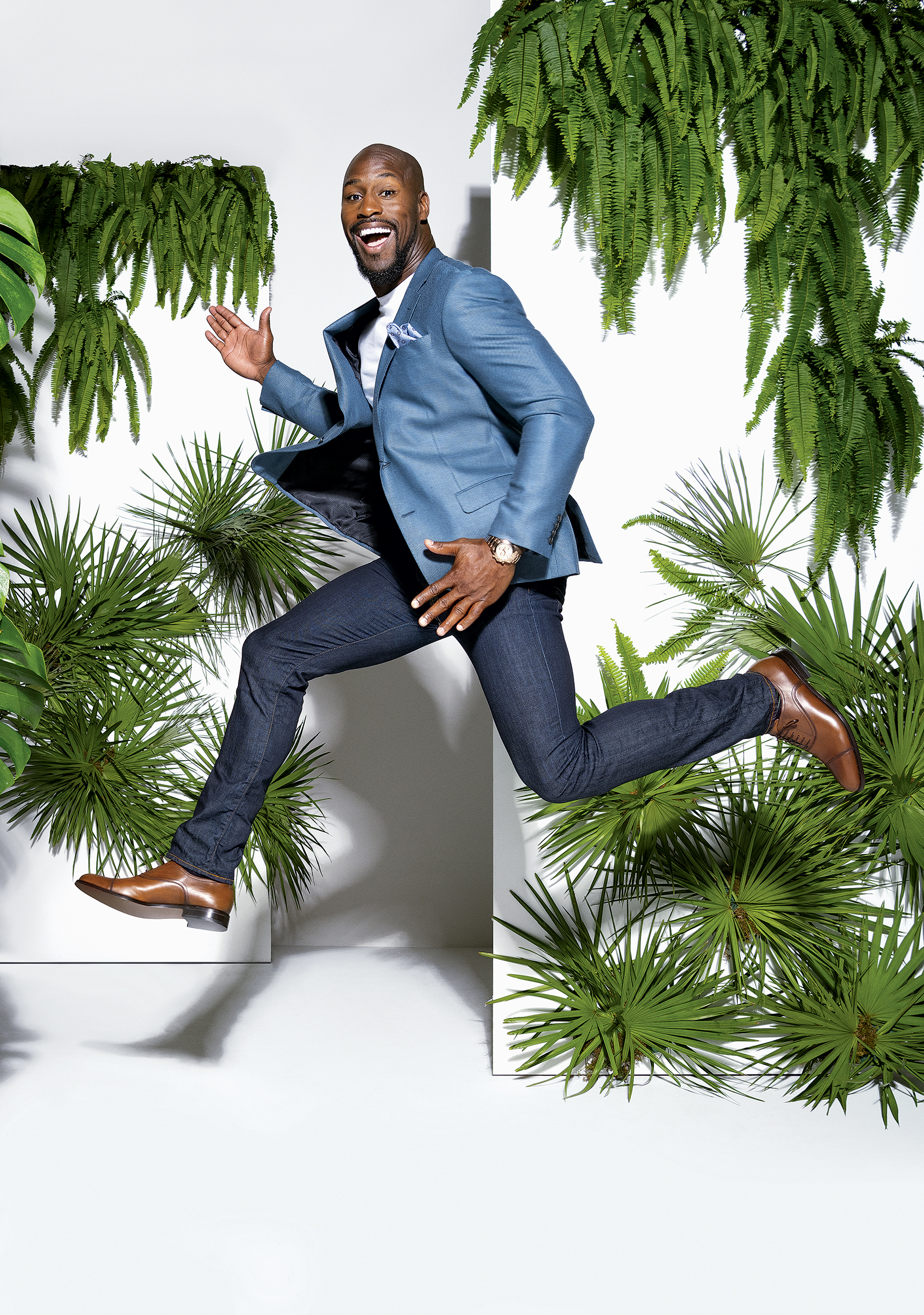 VernonSS - Washingtonian Emporio Armani Sport Coat (5) and T-Shirt (5), Canali Pocket Square (), Magnanni Belt (8), and Ferragamo Shoes (5) from Saks Fifth Avenue Tysons Galleria; Rolex Rose-Gold “Cosmograph Daytona” Watch (Price on Request) from Liljenquist & Beckstead Jewelers, The Shops at Fairfax Square .