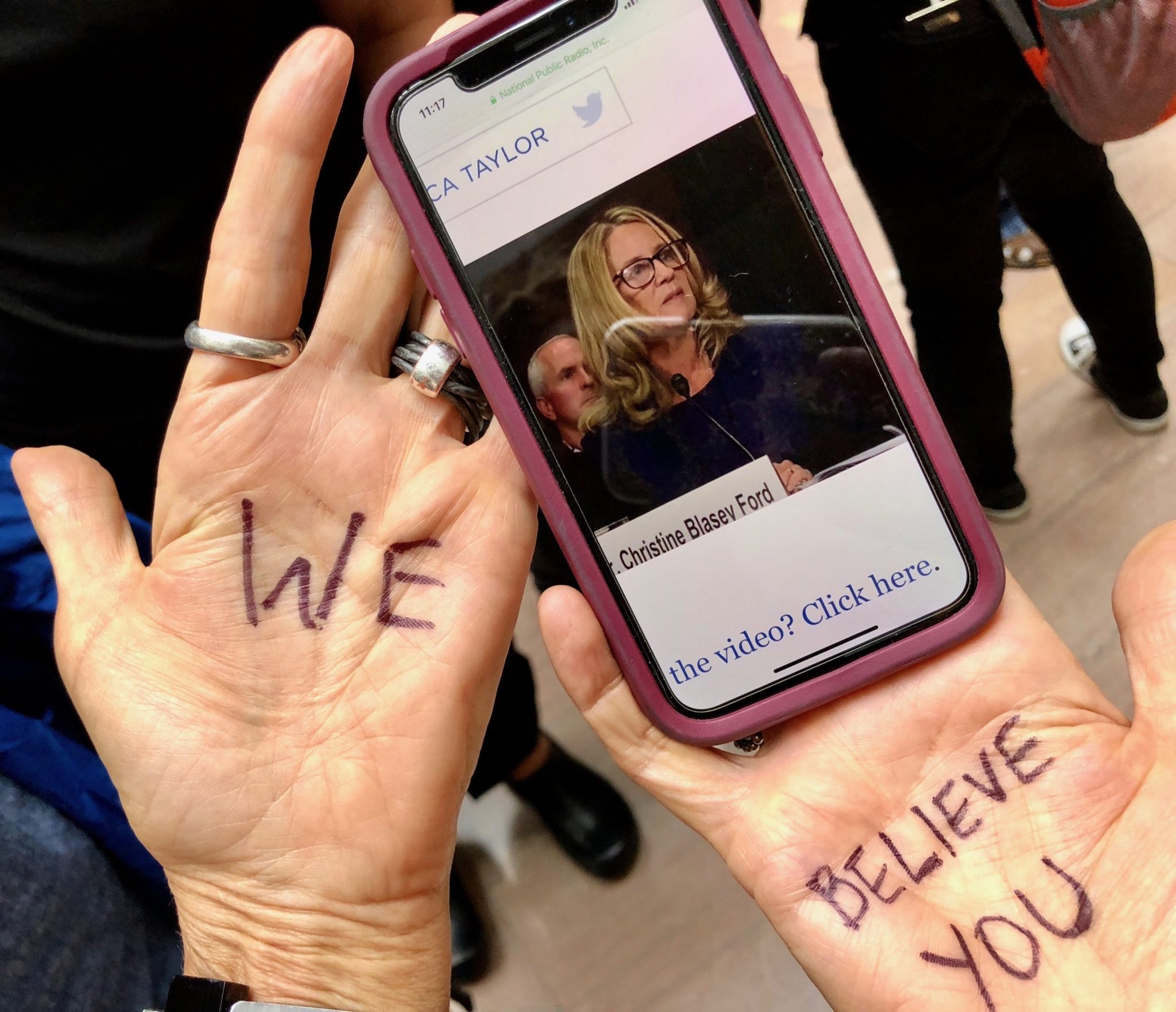 PHOTOS: Scenes From the Ford/Kavanaugh Hearing