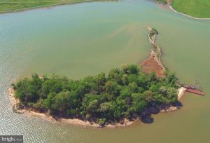 What You’ll Get If You Buy That Island That’s for Sale in the Potomac