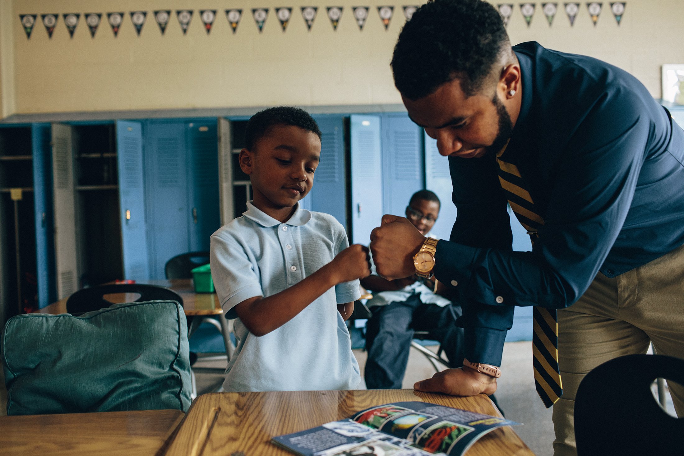 Since Quay left for a school with more resources, Alejandro is adapting to being the school's most experienced teacher and finding his own way.