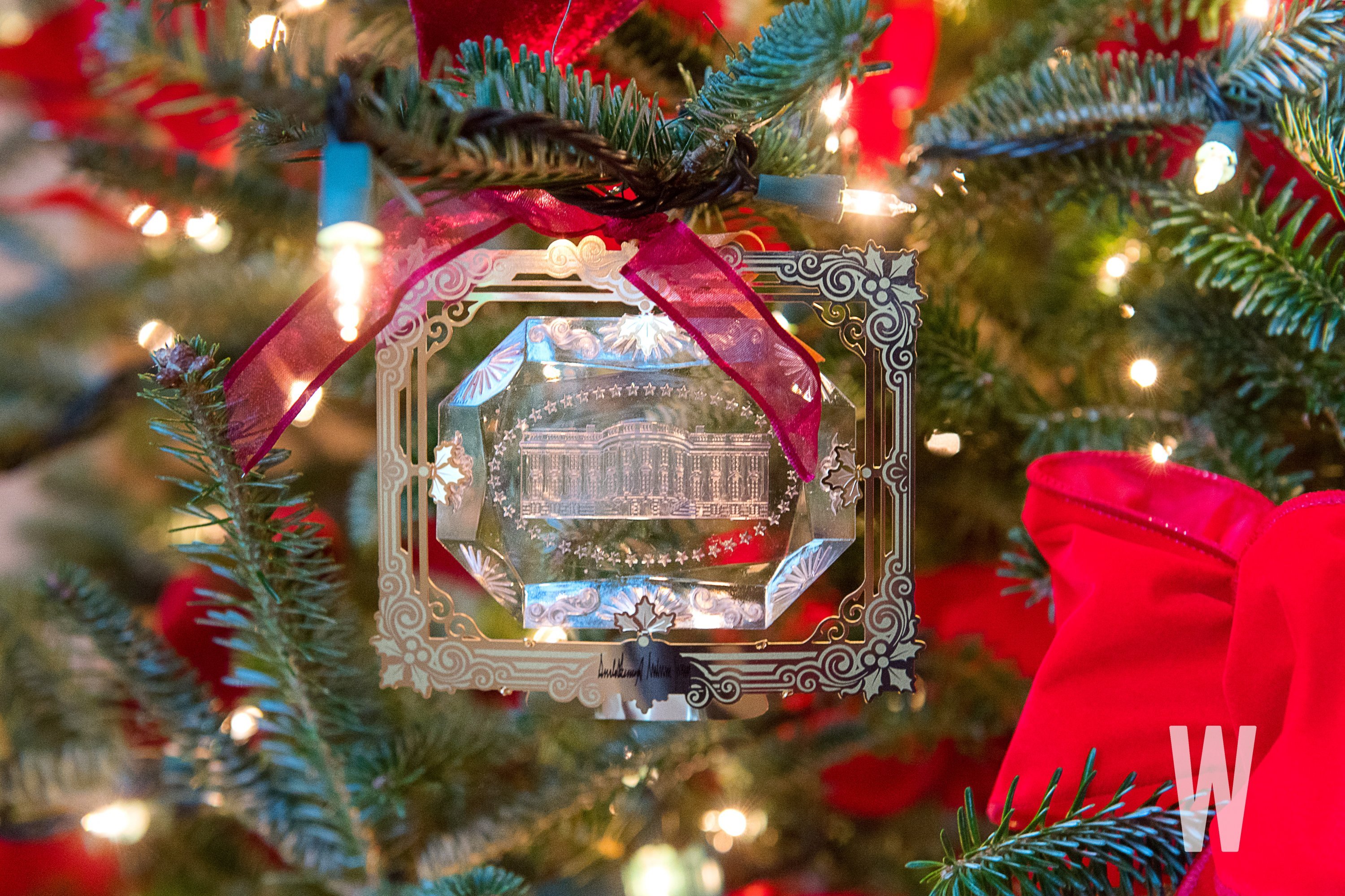 White House Christmas Decorations 2018