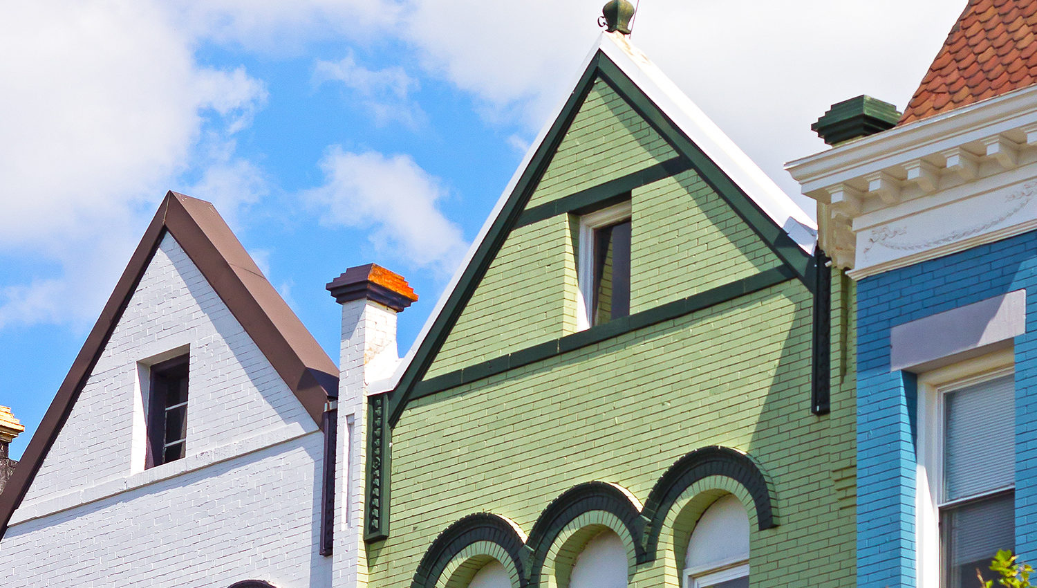 DC Neighborhood Guide: DC Rowhouses. DC Neighborhoods. Photograph via iStock.