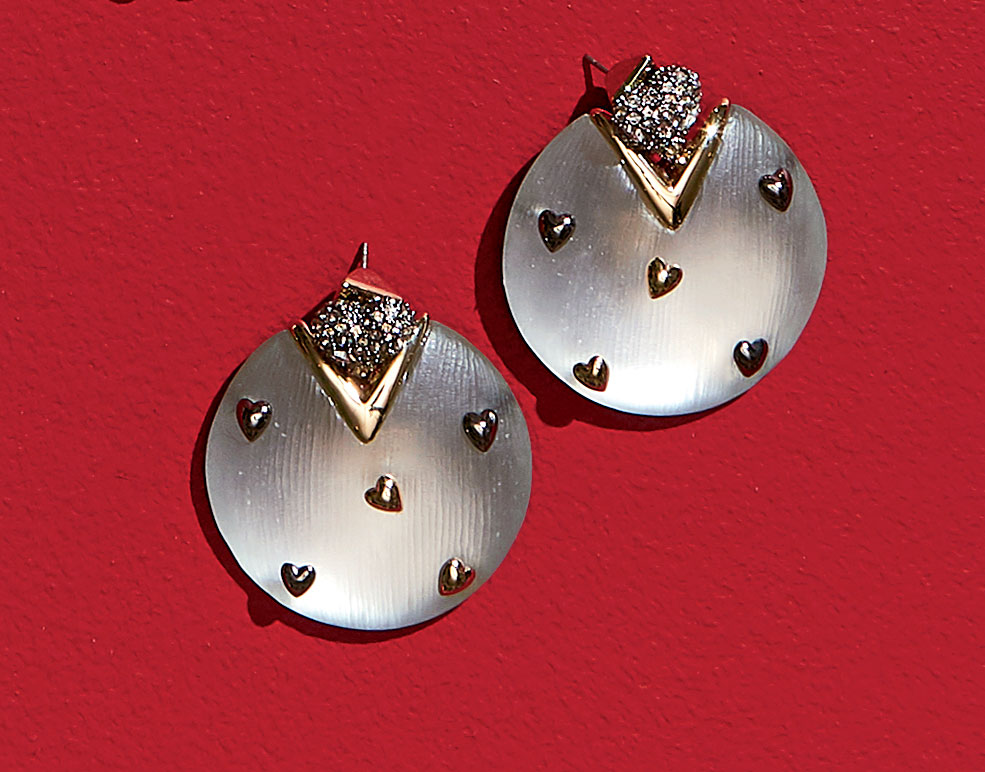 The Valentine's Day Gift Your Girlfriend Will Love: Heart-Shaped Earrings