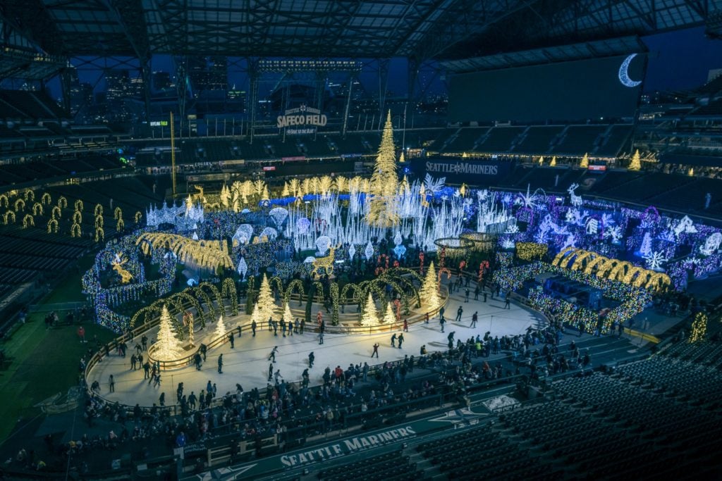 A Giant Holiday Maze Is Coming to Nationals Park This Winter