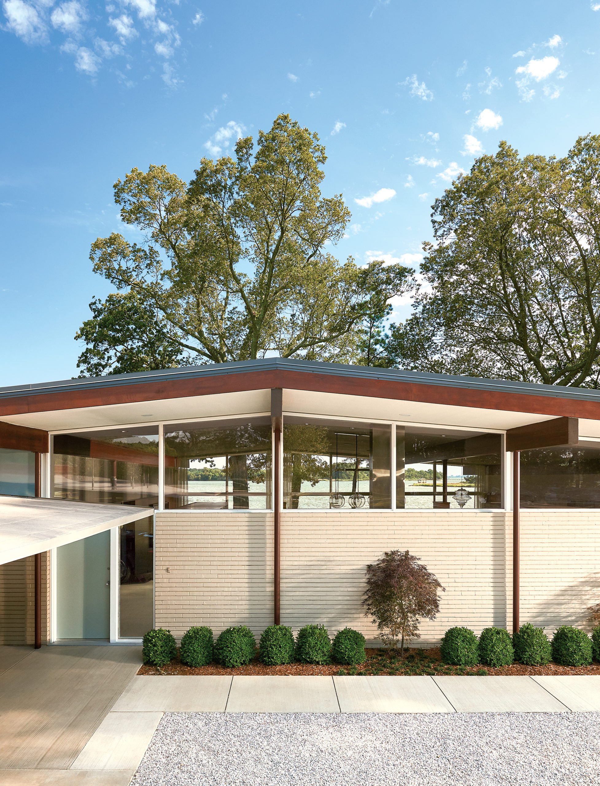 On the Eastern Shore, a Midcentury House Is Restored to Its Former Glory