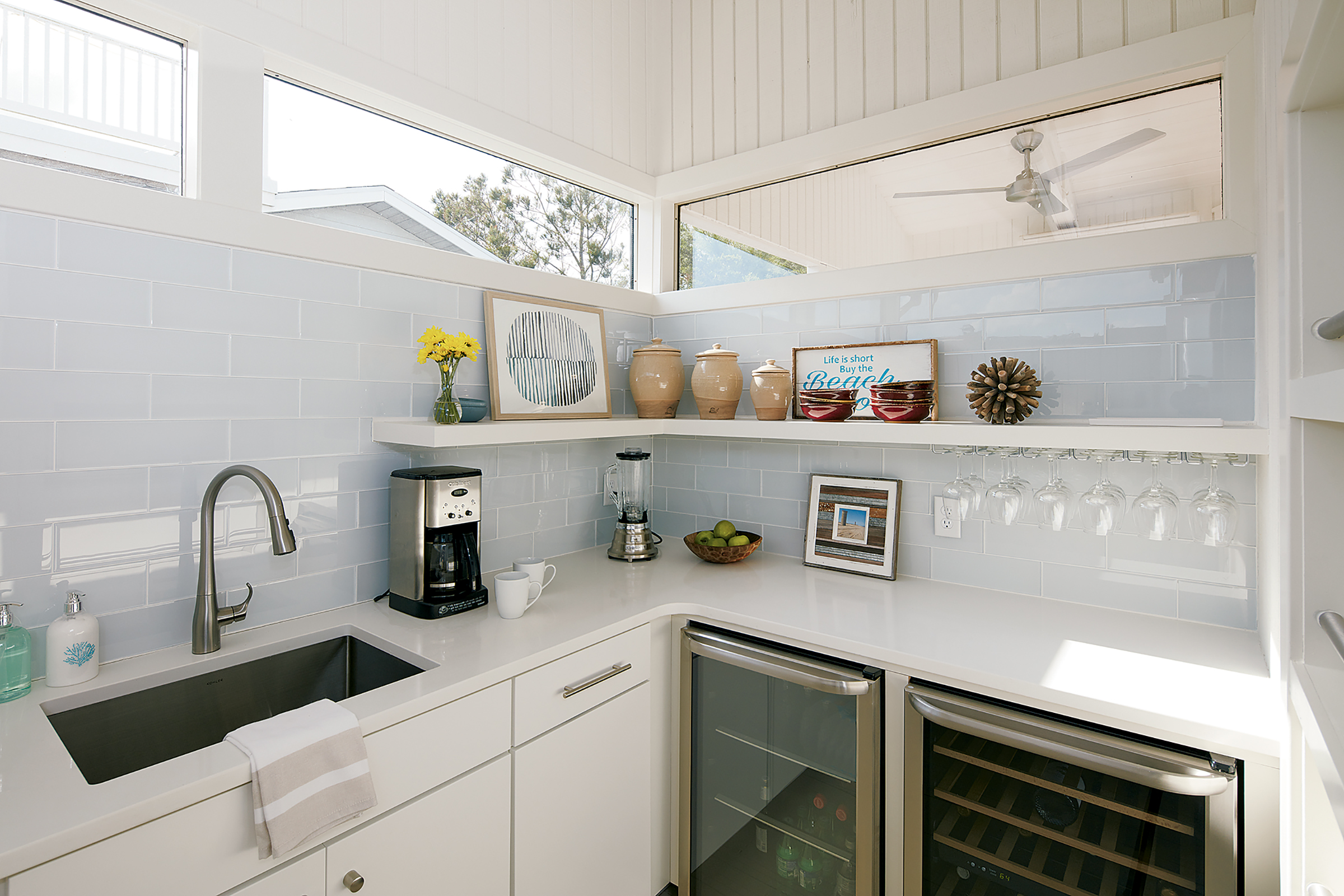 She turned part of an old screened porch into the butler’s pantry. Photograph by Dana Hof.