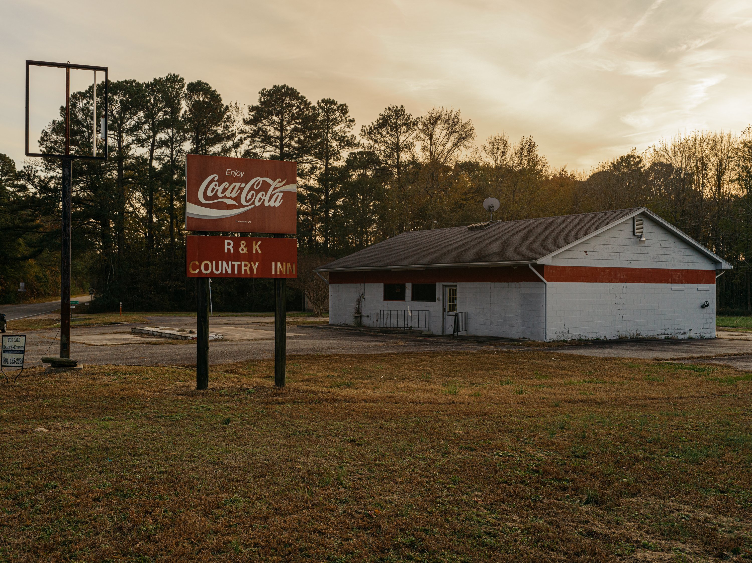 The R&K, now closed, was like a town square in the '80s: Watermen gassed up their boats in the morning and stopped by for beer at the end of the workday. Mary ran an errand at the store on her way home on the last night of her life.